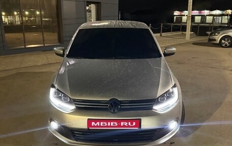 Volkswagen Polo VI (EU Market), 2011 год, 799 000 рублей, 1 фотография