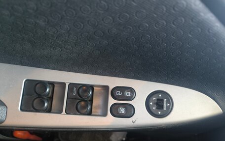 Hyundai Solaris II рестайлинг, 2012 год, 750 000 рублей, 5 фотография