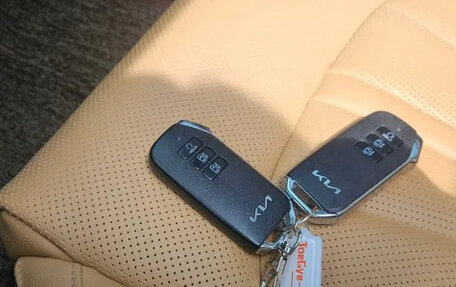 KIA K5, 2023 год, 2 500 000 рублей, 17 фотография