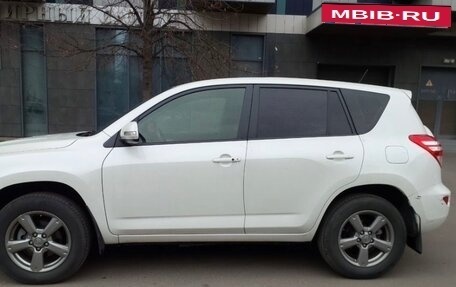 Toyota RAV4, 2012 год, 1 650 000 рублей, 2 фотография