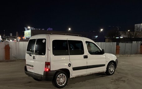 Peugeot Partner II рестайлинг 2, 2011 год, 230 000 рублей, 5 фотография