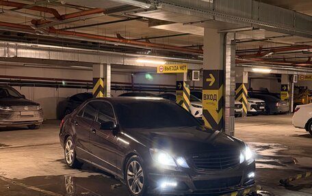 Mercedes-Benz E-Класс, 2010 год, 1 700 000 рублей, 4 фотография