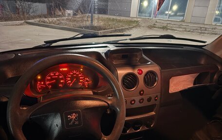 Peugeot Partner II рестайлинг 2, 2011 год, 230 000 рублей, 12 фотография