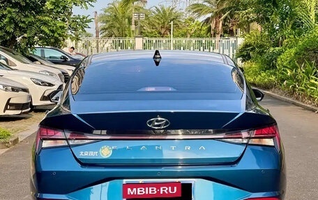 Hyundai Elantra, 2022 год, 1 121 000 рублей, 5 фотография