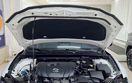 Mazda CX-4, 2023 год, 2 300 000 рублей, 20 фотография