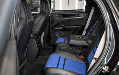 Porsche Cayenne III, 2025 год, 31 562 428 рублей, 22 фотография