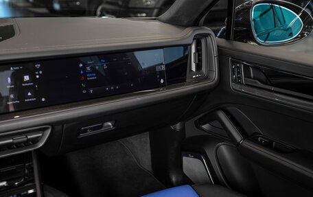 Porsche Cayenne III, 2025 год, 31 562 428 рублей, 34 фотография