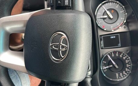 Toyota Hilux VIII, 2020 год, 6 490 000 рублей, 18 фотография