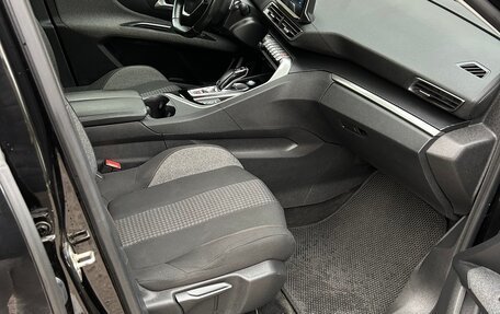 Peugeot 5008 II, 2020 год, 2 070 000 рублей, 11 фотография