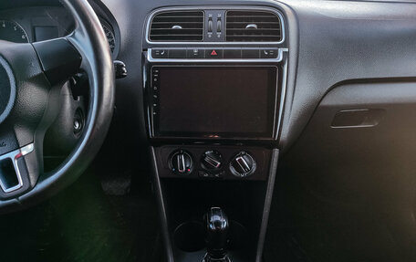 Volkswagen Polo VI (EU Market), 2011 год, 684 919 рублей, 17 фотография