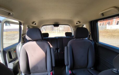 Honda Freed I, 2010 год, 999 000 рублей, 7 фотография