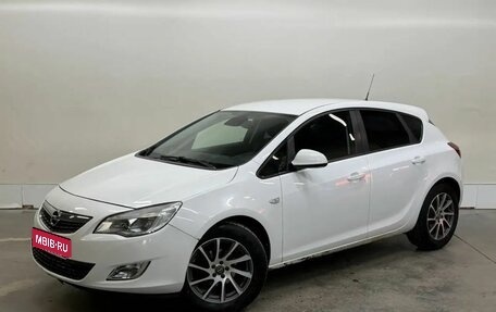 Opel Astra J, 2012 год, 647 000 рублей, 1 фотография