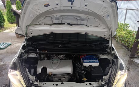 Toyota Sienta II, 2016 год, 1 150 000 рублей, 4 фотография