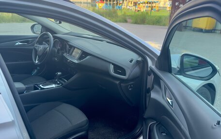 Opel Insignia II рестайлинг, 2020 год, 1 850 000 рублей, 7 фотография