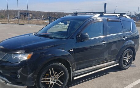 Mitsubishi Outlander III рестайлинг 3, 2008 год, 820 000 рублей, 2 фотография