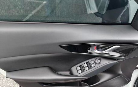 Mazda CX-4, 2021 год, 1 950 000 рублей, 16 фотография