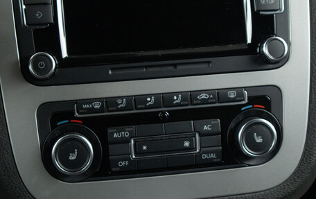 Volkswagen Scirocco III рестайлинг, 2011 год, 2 109 000 рублей, 15 фотография