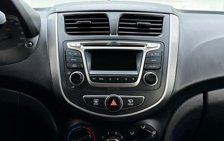 Hyundai Solaris II рестайлинг, 2014 год, 655 000 рублей, 18 фотография