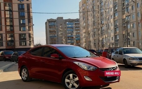 Hyundai Elantra V, 2012 год, 830 000 рублей, 2 фотография