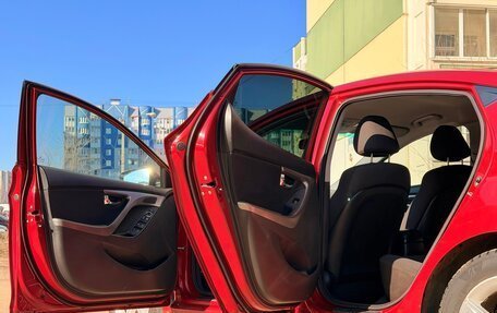 Hyundai Elantra V, 2012 год, 830 000 рублей, 10 фотография