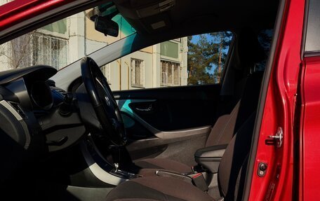 Hyundai Elantra V, 2012 год, 830 000 рублей, 13 фотография