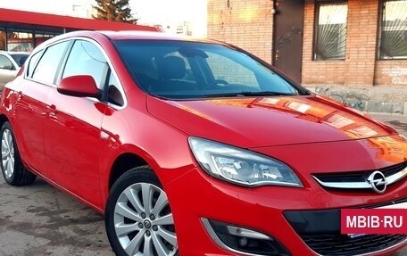 Opel Astra J, 2013 год, 585 000 рублей, 2 фотография