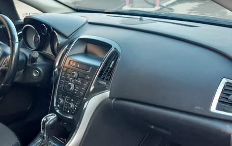 Opel Astra J, 2013 год, 585 000 рублей, 16 фотография