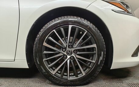 Lexus ES VII, 2022 год, 4 650 000 рублей, 9 фотография