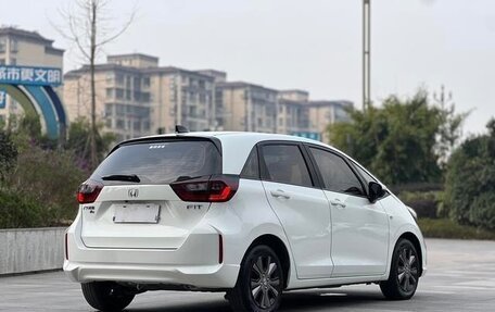 Honda Fit, 2023 год, 1 057 002 рублей, 5 фотография