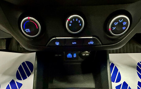 Hyundai Creta I рестайлинг, 2018 год, 1 620 000 рублей, 13 фотография