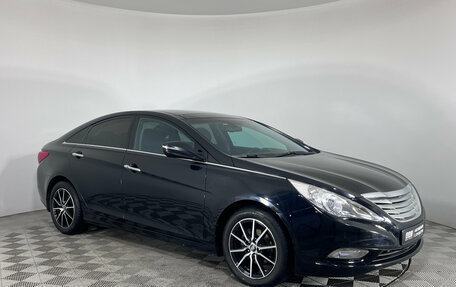 Hyundai Sonata VI, 2011 год, 1 051 000 рублей, 2 фотография