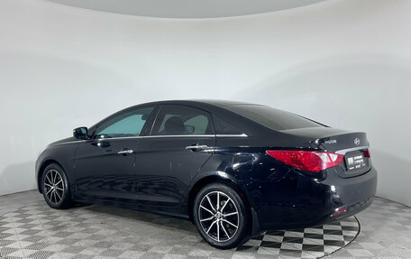 Hyundai Sonata VI, 2011 год, 1 051 000 рублей, 6 фотография