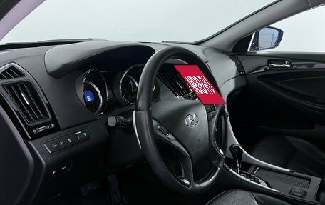 Hyundai Sonata VI, 2011 год, 1 051 000 рублей, 11 фотография