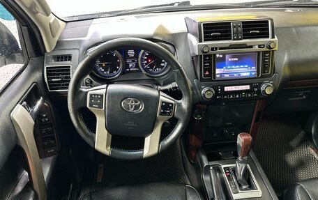 Toyota Land Cruiser Prado 150 рестайлинг 2, 2015 год, 3 399 000 рублей, 17 фотография