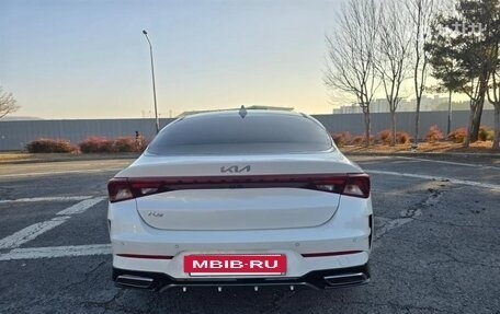 KIA K5, 2022 год, 2 100 000 рублей, 5 фотография