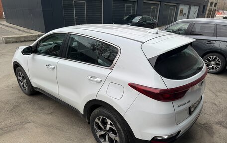 KIA Sportage IV рестайлинг, 2019 год, 2 300 000 рублей, 7 фотография