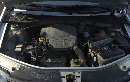 Renault Logan I, 2006 год, 210 000 рублей, 12 фотография