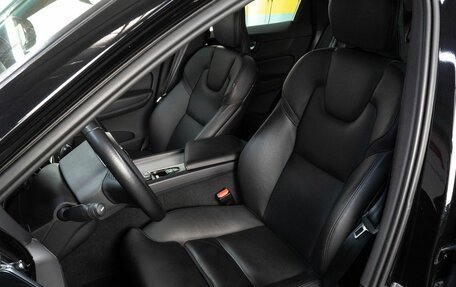 Volvo XC60 II, 2020 год, 3 795 000 рублей, 16 фотография