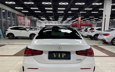 Mercedes-Benz A-Класс, 2022 год, 1 690 000 рублей, 4 фотография