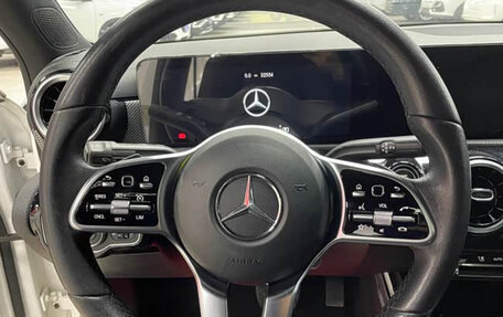 Mercedes-Benz A-Класс, 2022 год, 1 690 000 рублей, 11 фотография