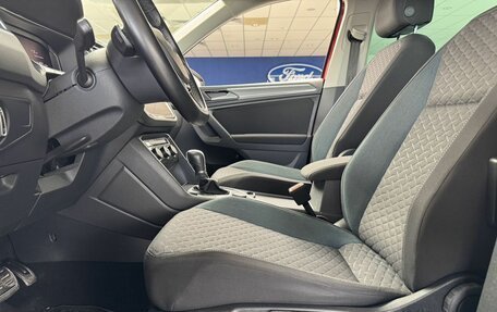 Volkswagen Tiguan II, 2019 год, 2 445 000 рублей, 23 фотография