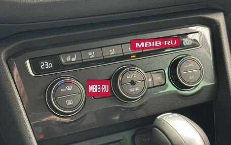 Volkswagen Tiguan II, 2019 год, 2 445 000 рублей, 17 фотография