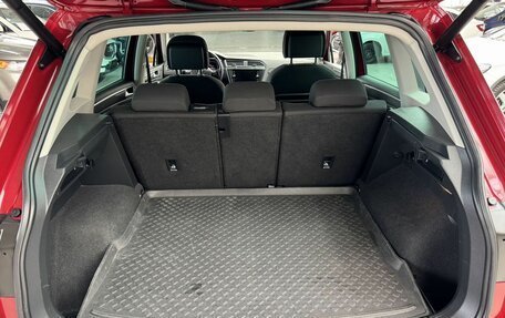 Volkswagen Tiguan II, 2019 год, 2 445 000 рублей, 31 фотография