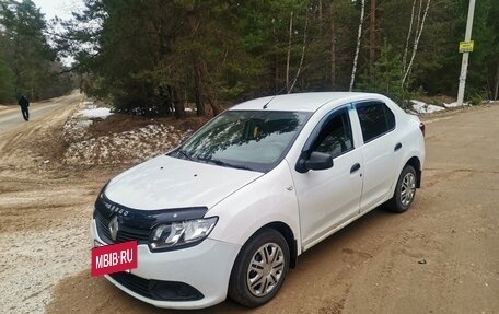 Renault Logan II, 2016 год, 385 000 рублей, 2 фотография