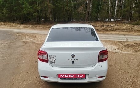 Renault Logan II, 2016 год, 385 000 рублей, 4 фотография