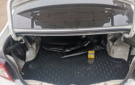 Renault Logan II, 2016 год, 385 000 рублей, 16 фотография