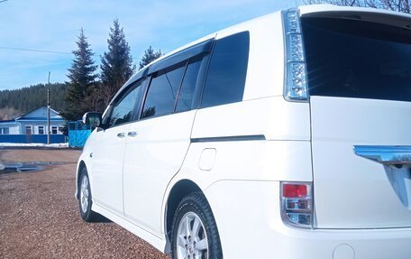 Toyota ISis I, 2012 год, 1 460 000 рублей, 5 фотография