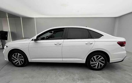 Volkswagen Lavida, 2023 год, 1 570 000 рублей, 6 фотография