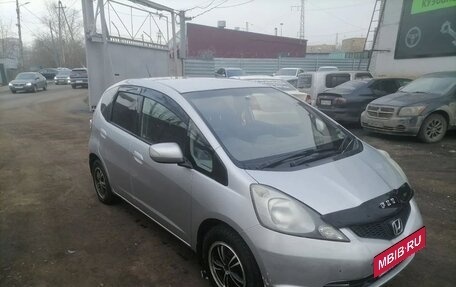 Honda Fit III, 2009 год, 888 000 рублей, 2 фотография