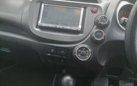 Honda Fit III, 2009 год, 888 000 рублей, 8 фотография